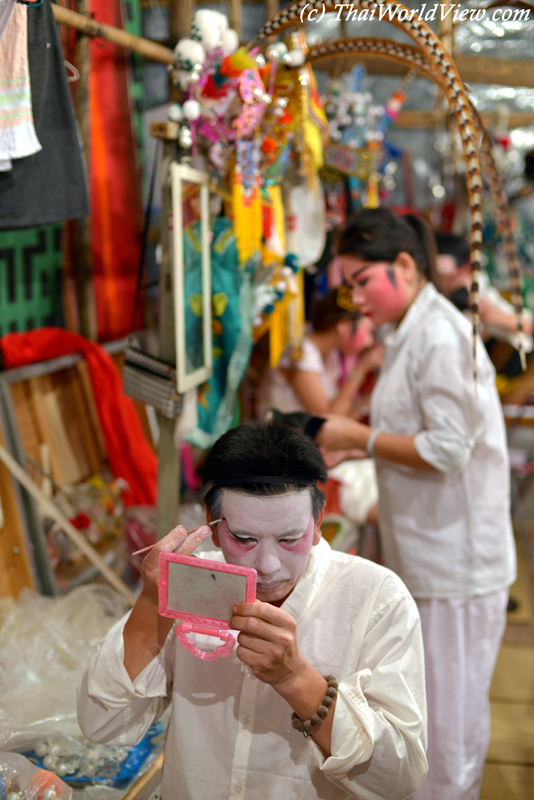 Backstage - Hungry ghost festival