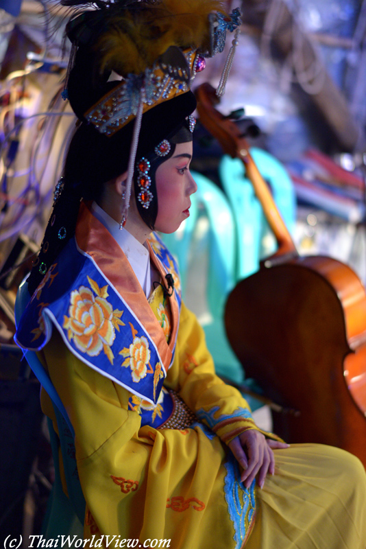 Backstage - Hungry ghost festival