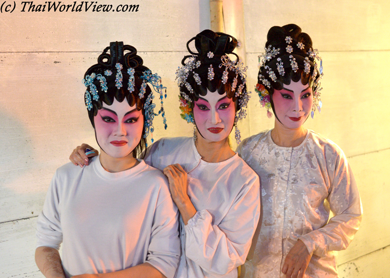 Opera performers - Sam Mun Tsai