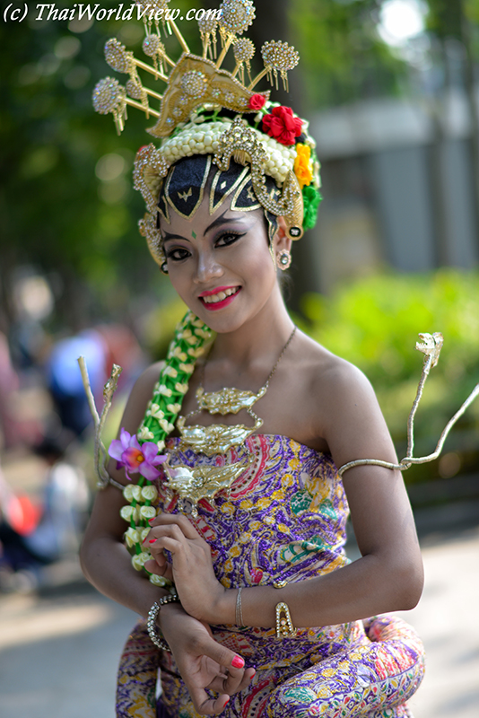 Indonesian lady - Causeway Bay