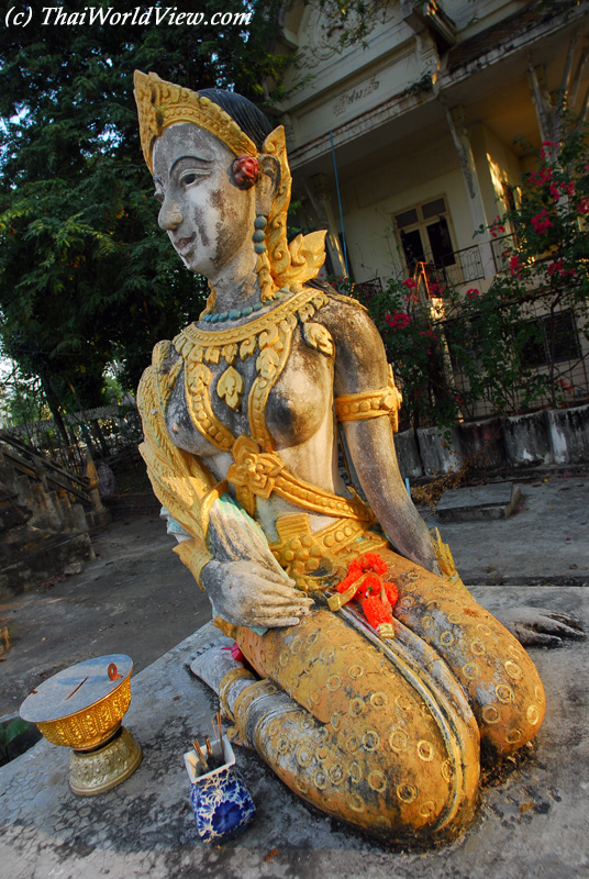 Wat Phai Rong Wua - Nakhon Pathom