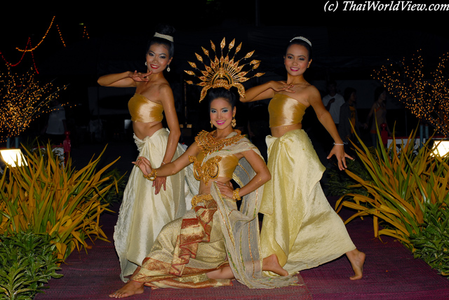 Dancers - Ubon Ratchathani