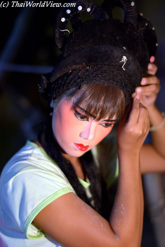 Make-up - Nakhon Pathom