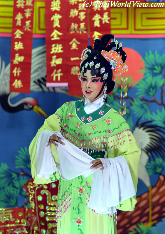 Opera performer - Nakhon Pathom