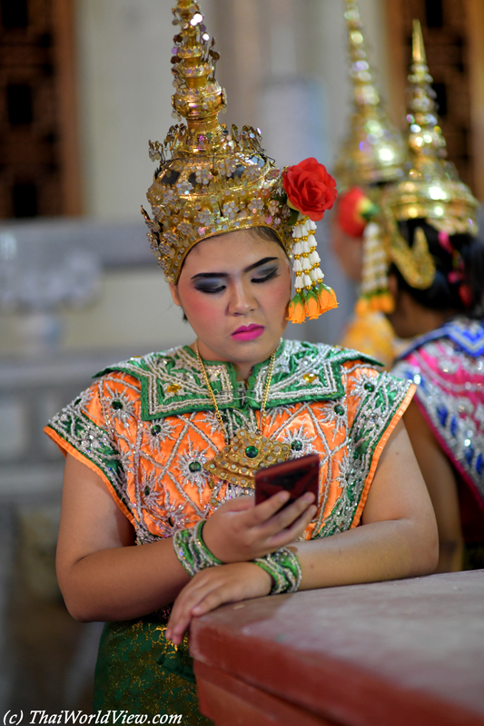 Thai dancer - Nakhon Pathom