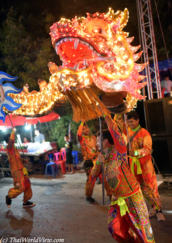 Dragon dance - Nakhon Pathom