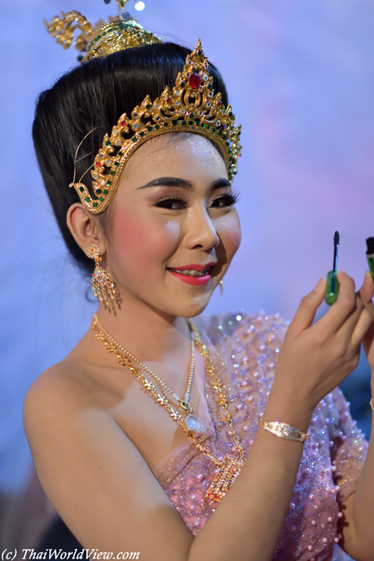 Likay performer - Nakhon Pathom