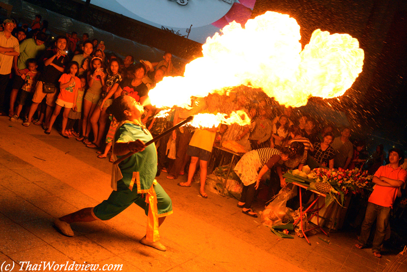 Fire shooter - Thon Buri