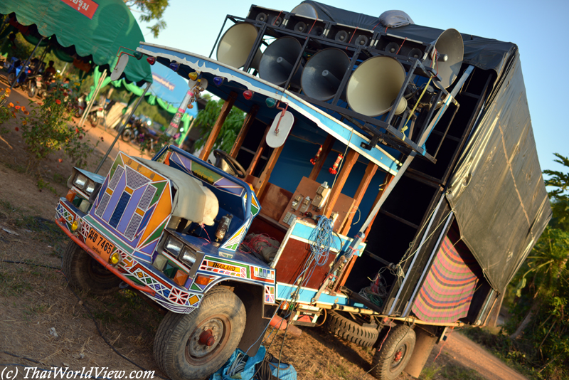 Music truck - Phichai District