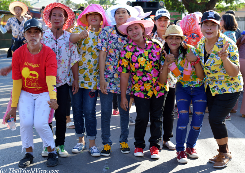 Parade - Wat Chao Nua