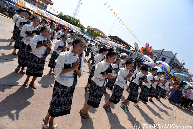 Performers - Phon Phisai