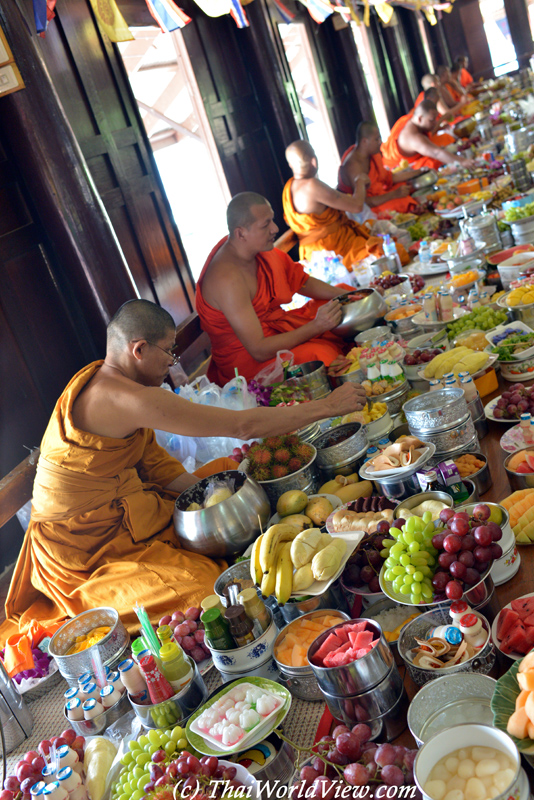 Monks - Nakhon Pathom