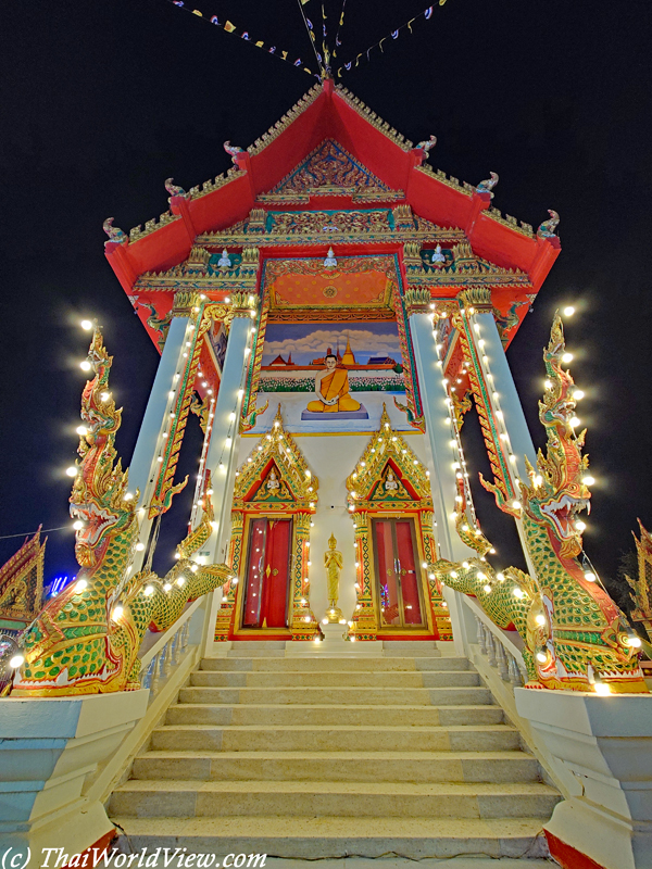 Temple - Wat Song Khon