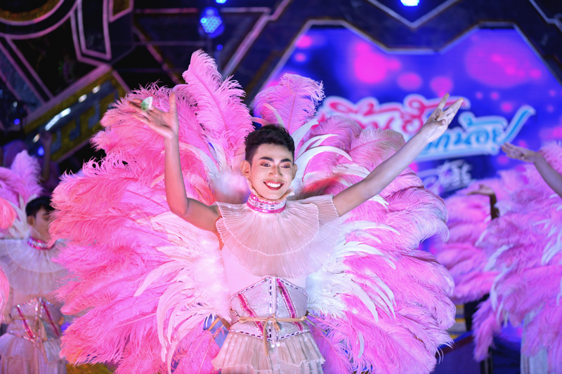 Dancer - Wat Song Khon