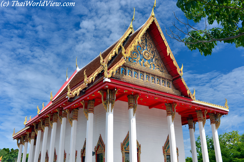 Wat Don Yai Hom - Nakhon Pathom