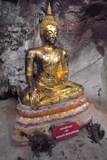 Wat Khao Tham Ma Rong