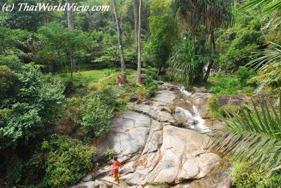 Sai Khu WaterFall