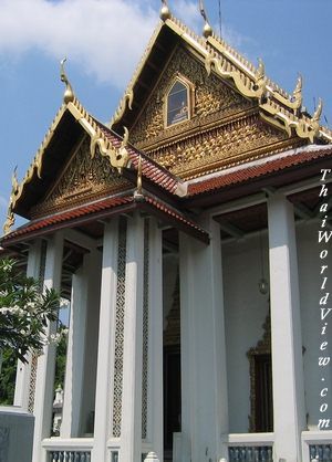 Wat Pathum Wanaram in Bangkok